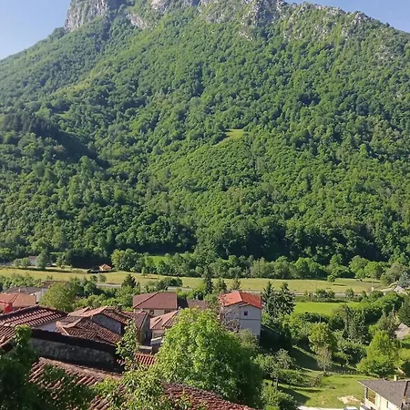 Casa Preciosas Vistas, Ubicada En Medio Del Parque Natural De Redes, Asturias *